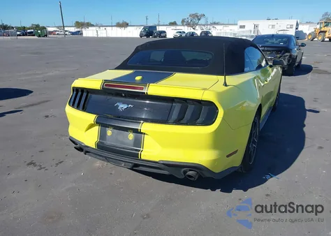 2021 Ford Mustang Ecoboost Premium z USA, uszkodzony, nr VIN 1FATP8UH6M5100934